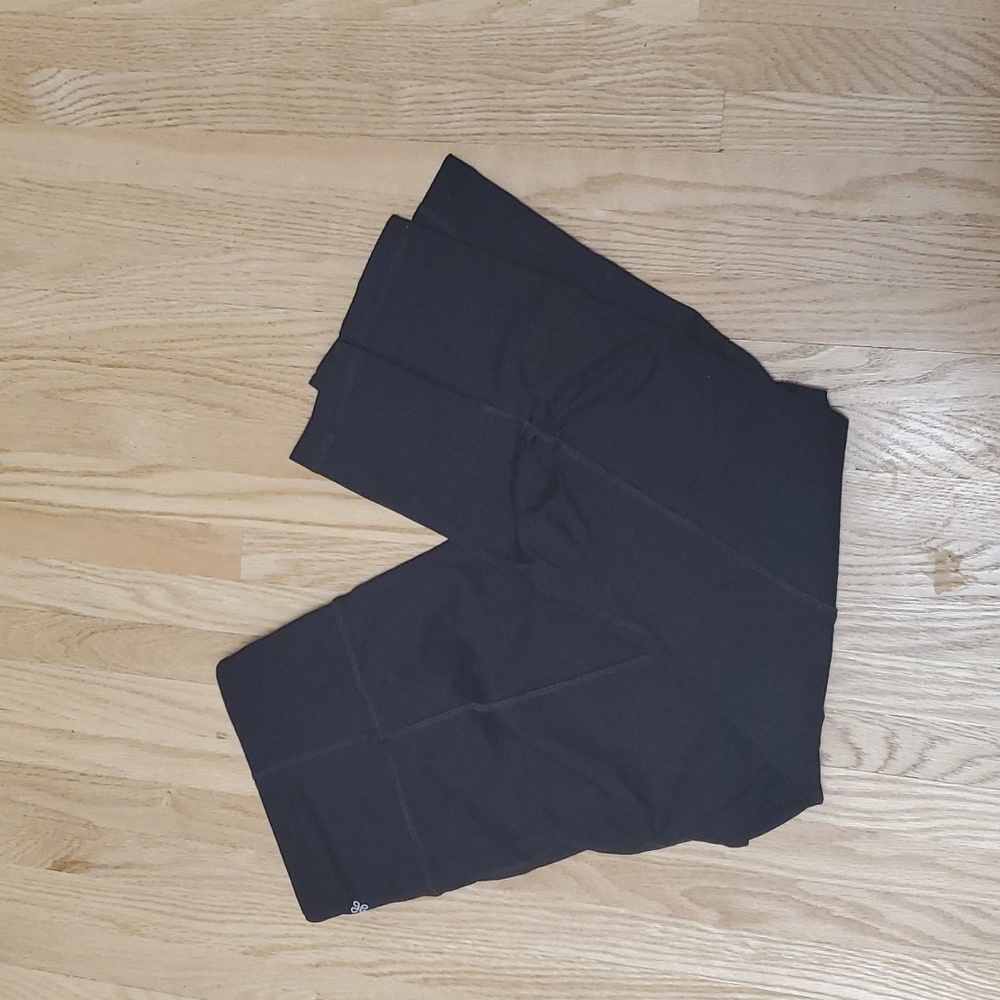 Shambala capri leggings